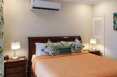 Chaconia Suite: Master Bedroom