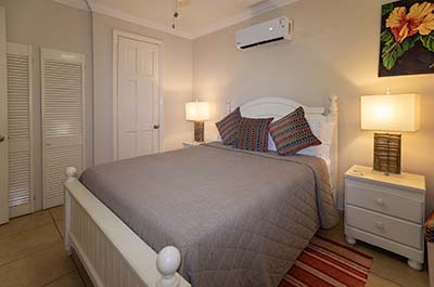 Chaconia Suite: Bedroom 2
